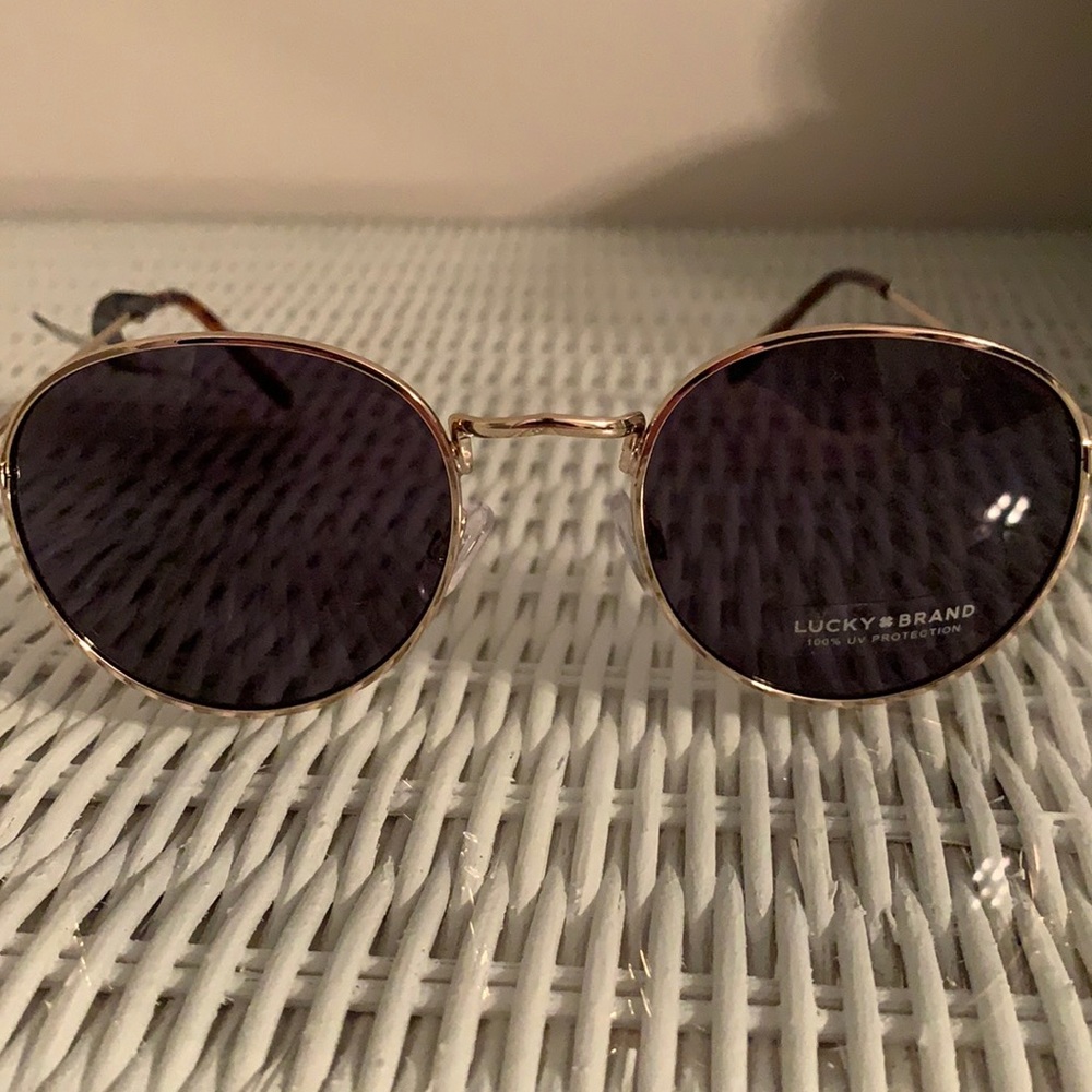 Lucky brand sunglasses